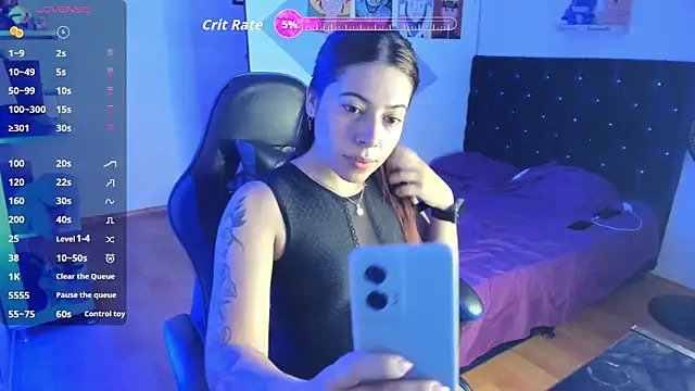 Snapshot of Caro_kitty- chatting on September 18, 12:04 pm Caro kitty- online show from September 18, 12:04 pm