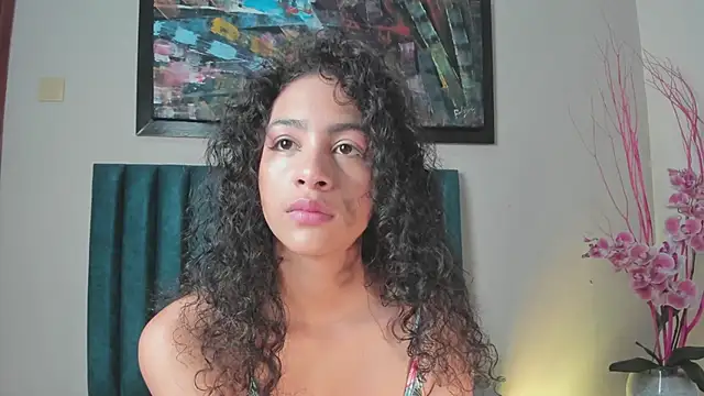 Snapshot of AntonellaHall_ chatting on September 19, 12:04 pm AntonellaHall online show from September 19, 12:04 pm