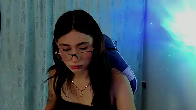 Camila TransGirl online show from December 15, 5:18 pm