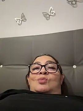AntonellaAlondra4 online show from May 15, 12:49 am