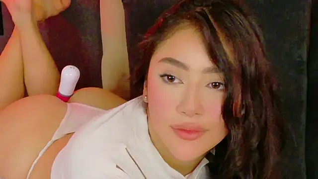 nicolle pierce online show from October 17, 2:53 pm