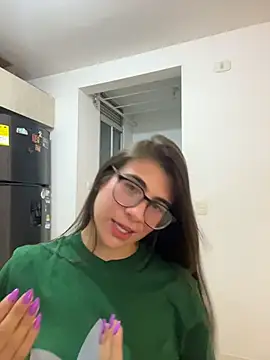 MariaIsabella8 online show from July 25, 11:23 pm