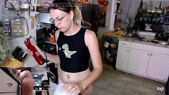 KierBearKisses online show from May 20, 4:53 am