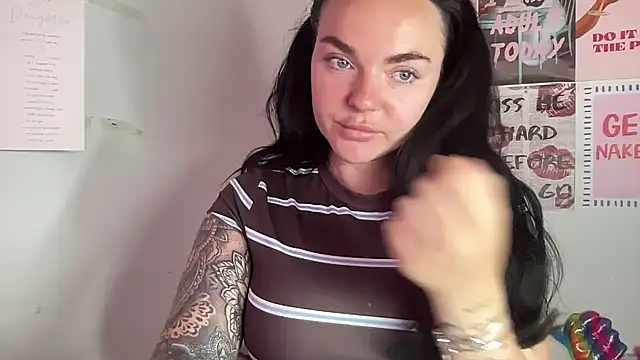 yorkshiregal online show from May 11, 6:26 am