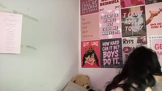 yorkshiregal online show from May 12, 5:59 am