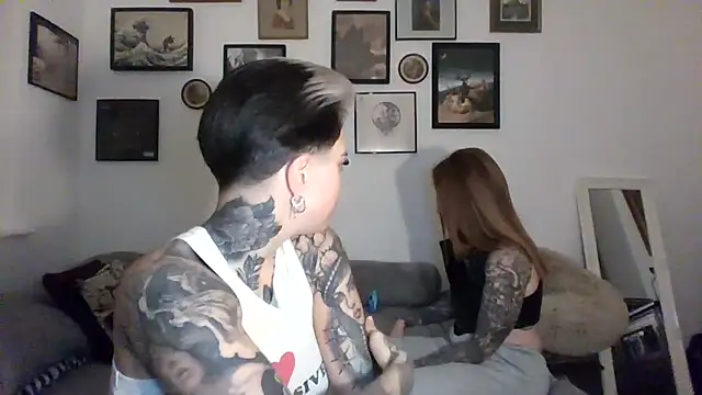 Alexandersonxo online show from February 3, 6:40 am