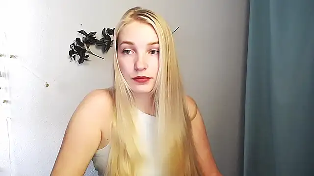 Queen ofLove online show from May 19, 11:28 am
