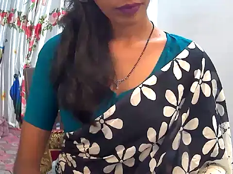 sexy janu25 online show from June 10, 1:10 pm