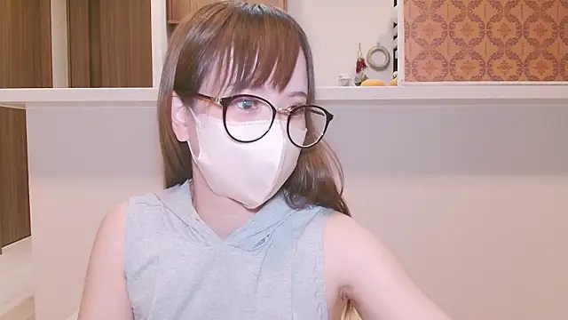  hina chan  online show from April 7, 2:19 pm