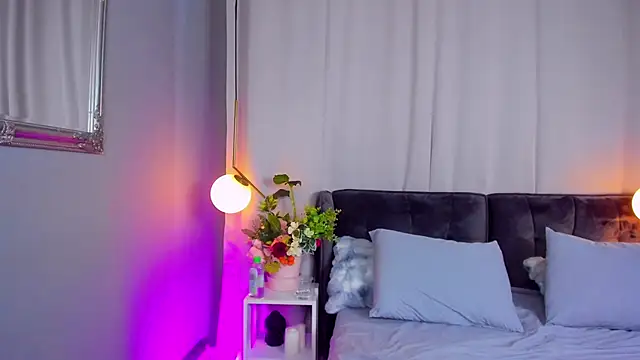 CarlaWhite online show from March 27, 8:26 am