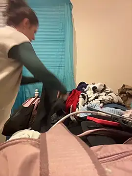 HotMessStilltheBest online show from November 7, 7:03 am