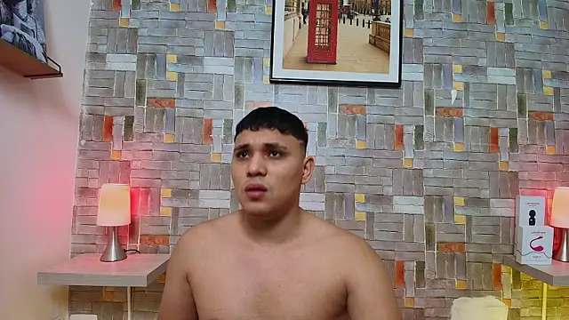 couple lovelyds online show from December 22, 9:18 pm