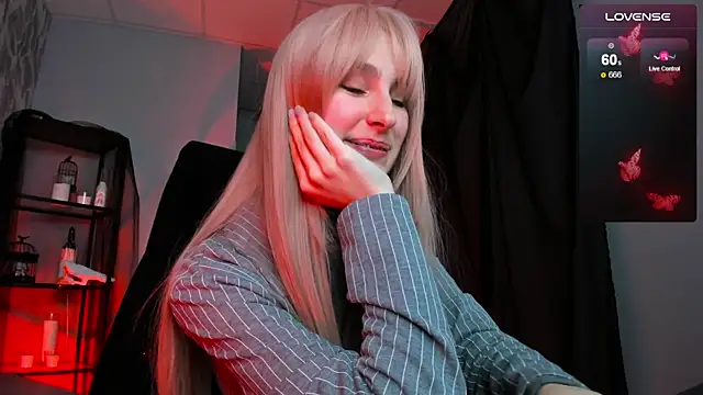 LuxRayi online show from October 21, 9:19 pm