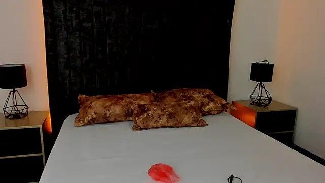 NataGarcia online show from November 5, 6:02 pm