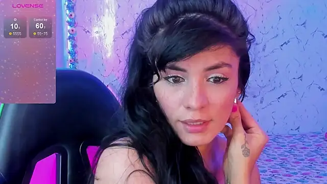 elissa iris online show from December 17, 3:11 am