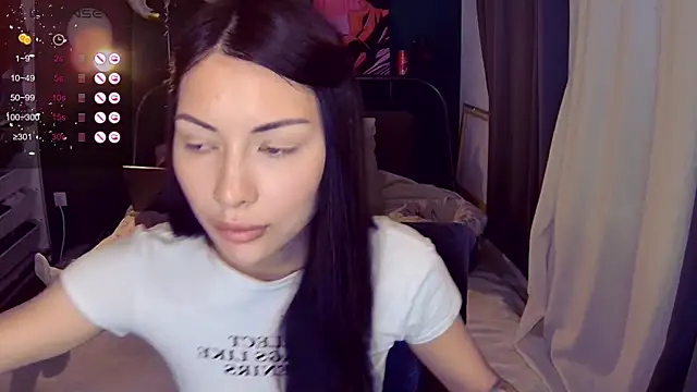 KatiKate online show from May 15, 6:32 pm