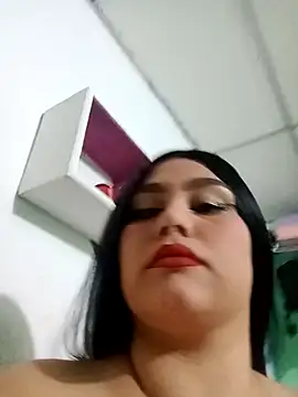 Snapshot of Marilin_Jessie chatting on October 6, 4:29 am Marilin Jessie online show from October 6, 4:29 am