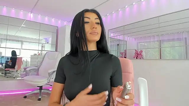 missdiamond  online show from May 5, 6:16 am