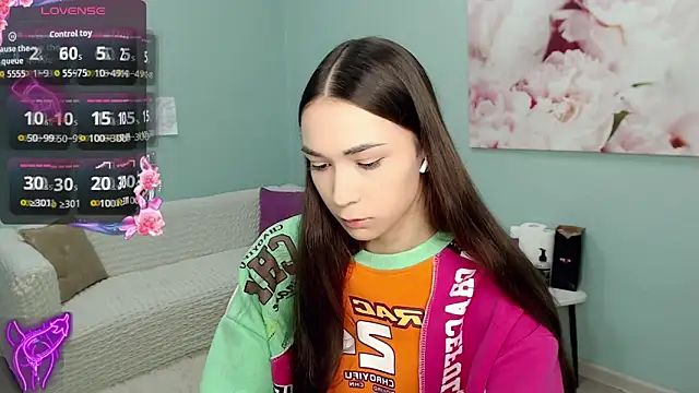 AmyJonas online show from October 13, 3:53 am