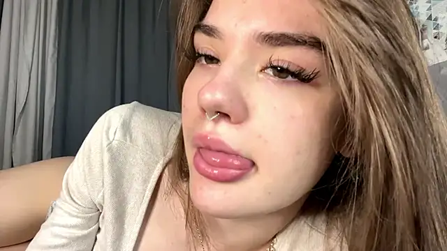 BlissDodd online show from October 23, 6:36 pm