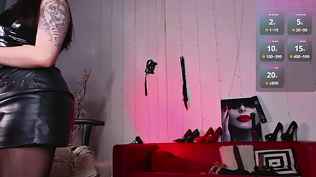 Vanessa Ives  online show from May 3, 9:29 pm