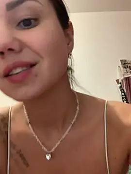 MiraMiss online show from May 9, 5:59 pm