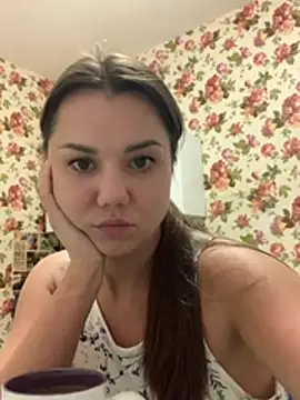 MiraMiss online show from May 8, 5:49 pm