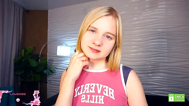 OdelinaFicken online show from October 30, 6:49 am