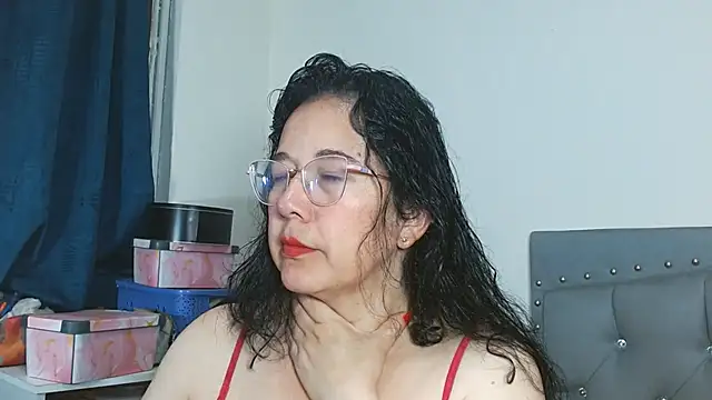 maturepriscila online show from May 19, 1:29 pm
