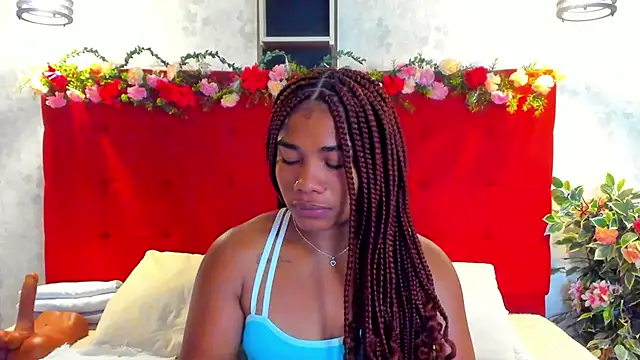 SilvannaFit online show from May 8, 12:30 pm