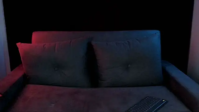 lnxmst online show from October 5, 11:43 pm