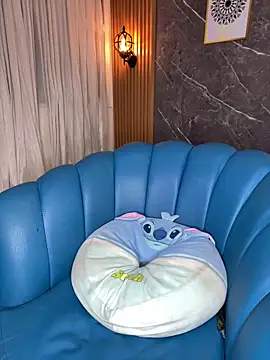 Aaliyah Salma online show from March 23, 6:03 pm