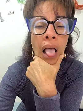 Goddess-Love- online show from April 28, 9:24 am