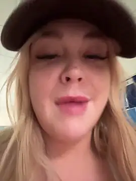 blairbella online show from April 1, 1:41 pm