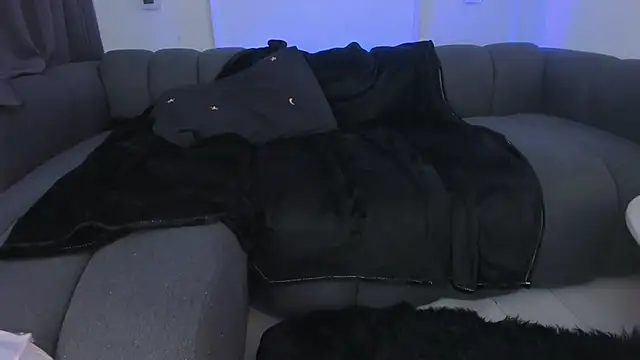  cherrysnow online show from October 17, 12:02 am