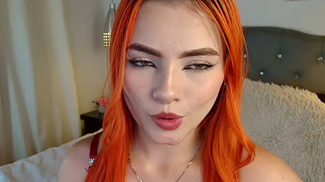 Miah hilton2 online show from May 26, 1:16 am