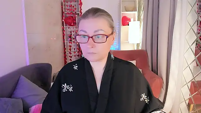 AlexandraKind online show from February 17, 8:41 pm