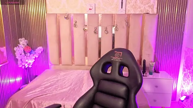 Andy tay1 online show from December 19, 3:21 am