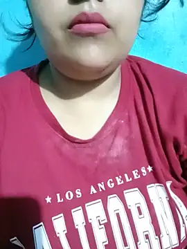 Love-Veronica online show from June 30, 6:40 pm