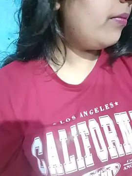 Love-Veronica online show from June 12, 1:41 pm