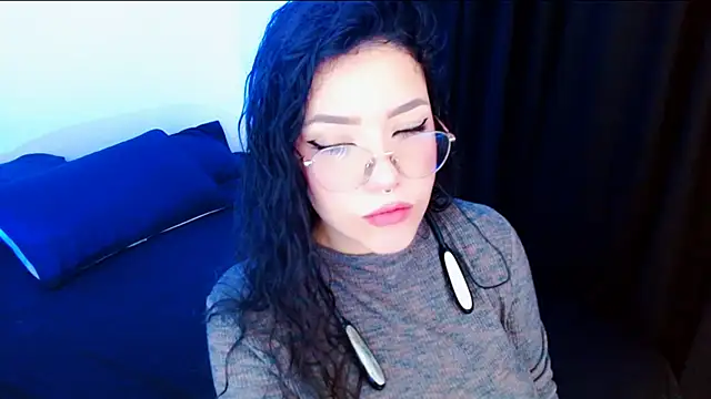 DollCam   online show from September 26, 11:23 pm