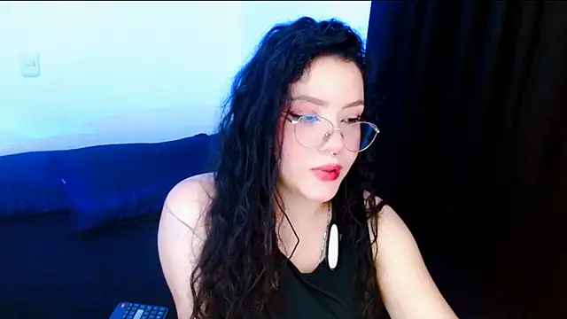 DollCam   online show from September 19, 2:21 am