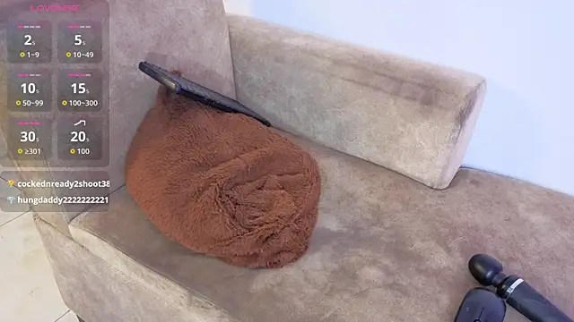 ZoeSmith6 online show from April 9, 6:19 am