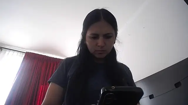 princehermosa44 online show from March 25, 9:28 pm