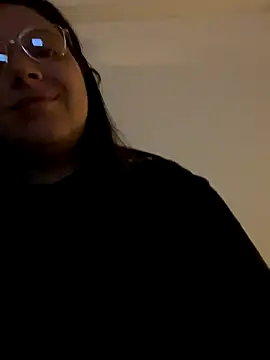 Snapshot of xBubblyBarbiexx chatting on October 29, 3:22 am xBubblyBarbiexx online show from October 29, 3:22 am