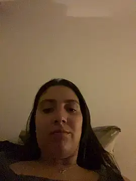 Snapshot of xBubblyBarbiexx chatting on October 22, 3:33 am xBubblyBarbiexx online show from October 22, 3:33 am