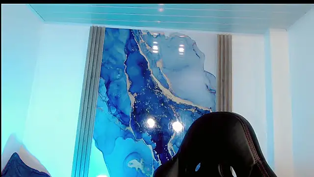 Alessa mullen online show from October 18, 5:32 am