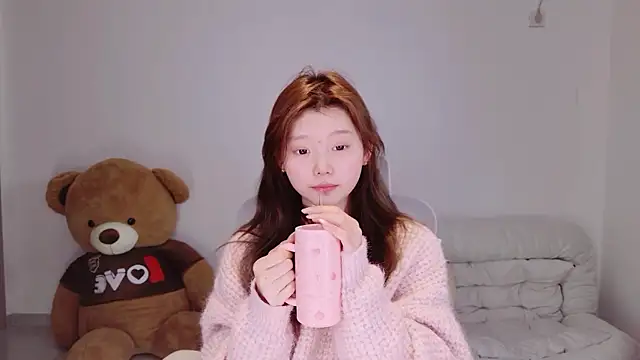 yang-yang-yang online show from February 26, 2:38 pm