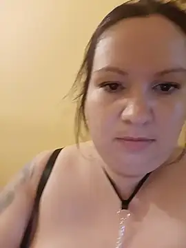 Szilvi93 online show from July 5, 7:25 am