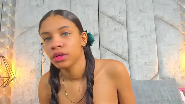 AshleyHill2 online show from February 19, 1:49 am